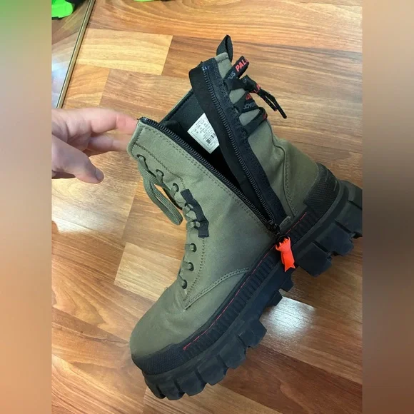 Palladium olive Revolt TX US size 10 - Picture 3 of 10